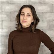Profesora titulada en Bioquímica con más de 6 años de experiencia en clases de refuerzo en distintas materias (mates, física, químia, biología, inglés), desde primaria hasta bachillerato. También doy clases de todo el temario de la asignatura de bioquímic